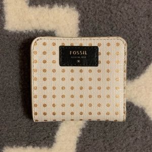 Fossil Women’s Mini Bifold Wallet
